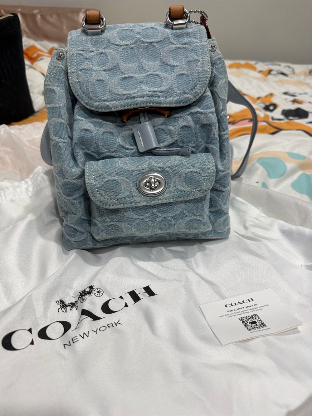 Coach Riya Backpack 21 In Signature Denim - Picture 3 of 3